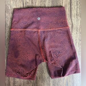 NWOT Lululemon Wunder Train HR Short 5” Size 4